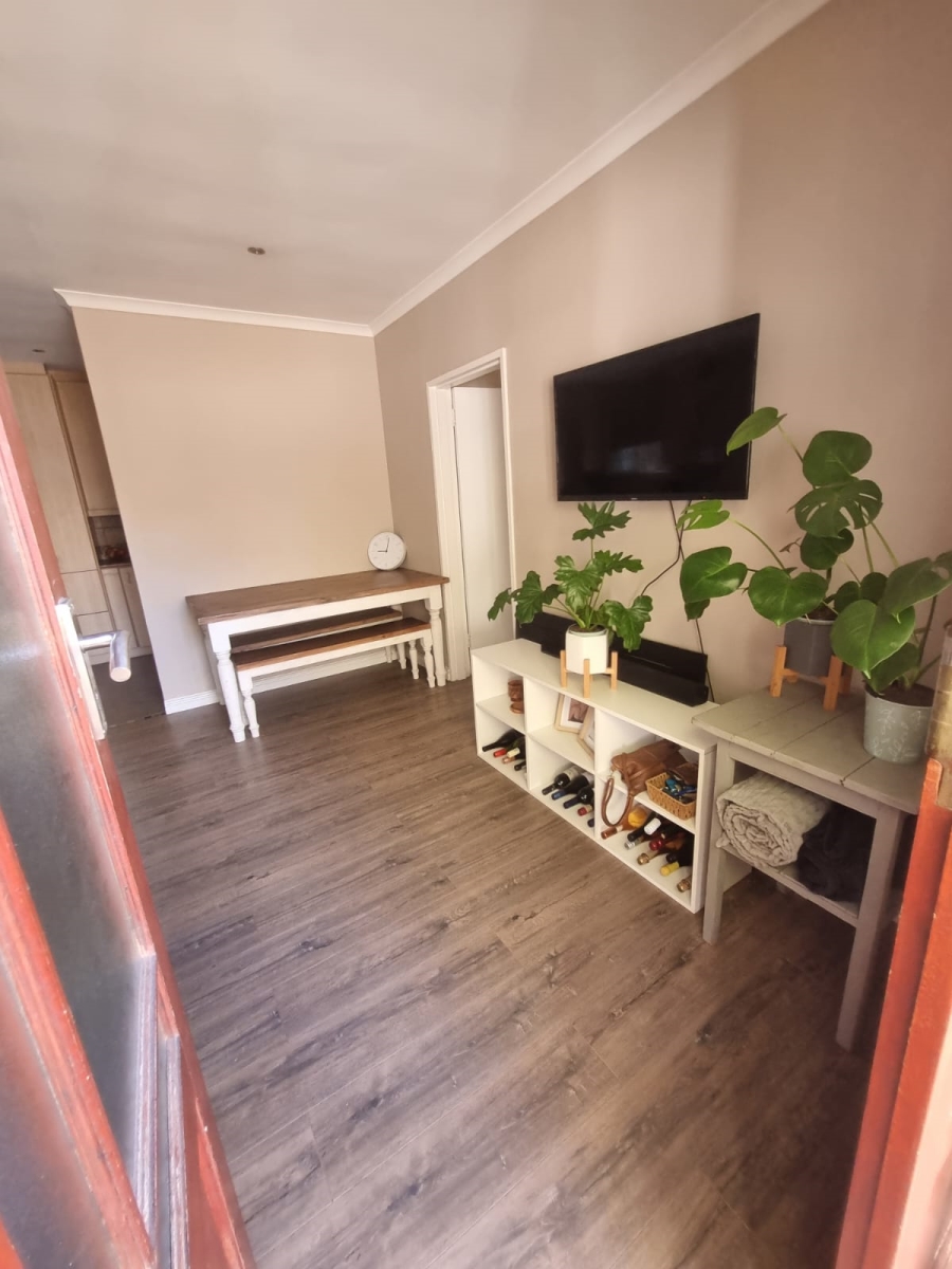 To Let 1 Bedroom Property for Rent in Soneike Western Cape